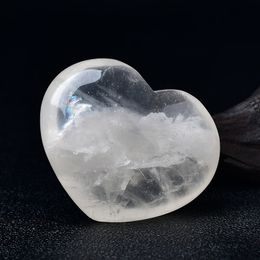 Piedra preciosa de corazón de cuarzo transparente Reiki Mineral Piedra preciosa natural Decoración de cristal curativo
