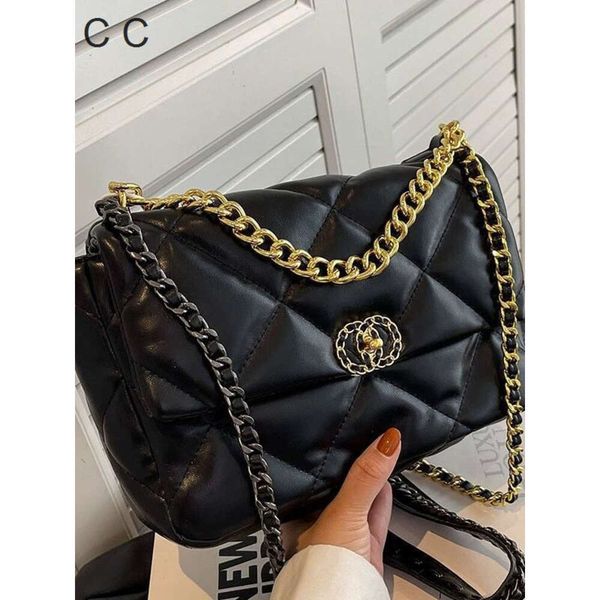 El descuento de liquidación en bolsos cruzados es envío gratis Bolso Bolso para mujer Bolso pequeño con cadena Lingge de oveja de viento fragante Bolso de lujo Bolso nube de cuero genuino Bolso de hombro