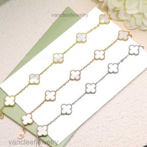 Cleef Pulseras de trébol de cuatro hojas Pulsera de trébol de Van 18K Señora Diseñador Pulseras con dijes de trébol Brazaletes de personalidad Joyería Fiesta de baile Mujeres Calidad superior