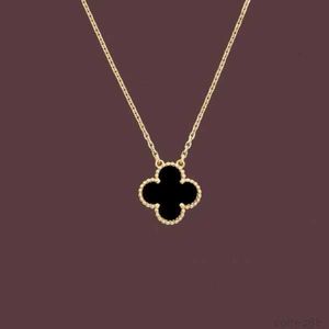 Cleef Klavertje Vier Sieraden Van Clover Armband Mode Hanger Kettingen voor Vrouwen Elegante 4 Four Leaf Clover Medaillon Ketting Hoge Kwaliteit Choker Kettingen Desi