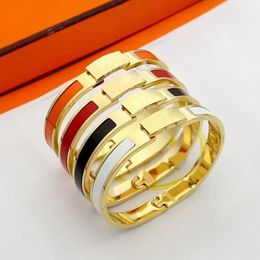 Clic Gold Bracelet Designer sieraden voor vrouwen heren armbanden zilveren roestvrijstalen sieradenletter klassieke glazuur unisex dagelijkse outfit cadeaubon minnaars armband
