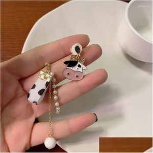 Clip-on vis arrière Backs Moucles d'oreilles Japonais style dessin animé Clip de vache asymétrique ON sans percer doux mignon drôle d'animal Milk Ear Dr D Otohp