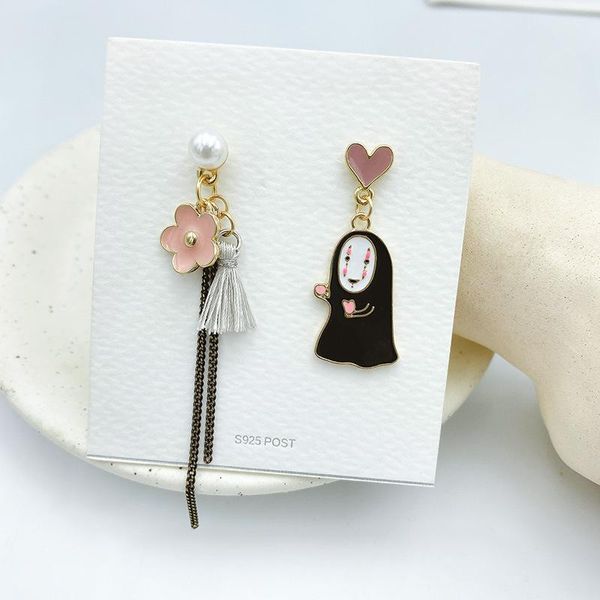 Boucles d'oreilles Clip-on Vissé Japonais Anime Funny Faceless Man Clip On Cute Asymetric Sakura Flower Tassel No Piercing Ears FemaleClip-on