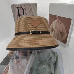 Designer emmer hoeden cloches dames luxe fasie cap visser stro hoeden doppen persoonlijkheid casquette casual gemonteerde sunhat luxurys ontwerp