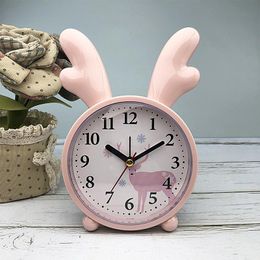 Accesorios de relojes Otro reloj despertador pequeño Creativo Adorable Mesita de noche Dibujos animados para niños Mudo Reloj simple Decoración de la habitación