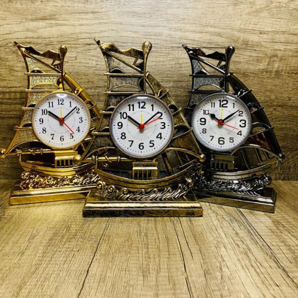 Clocks Desk Clock Home Decor Ornement Sailing Figurine ALARMIE ALOLIQUE CLORTES POUR LA CHAUPE BUREAU BUREAU SOI