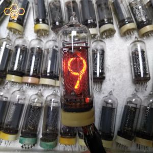 Klokken Nvarcher gebruikte modellen in14 Glow Tube voor Glow Clock Nixie digitale LED -klok met decimale punt