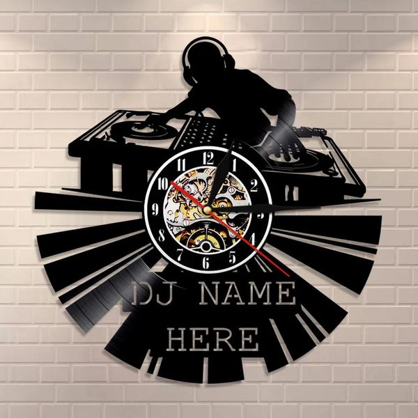 Relojes de vinilo Registro personalizado moderno Nombre personalizado en el DJ Wall Art Vintage Reloj Amantes de la música Regalo Y200109
