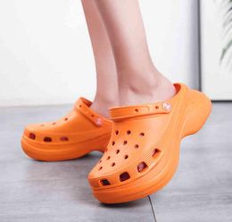 Clog Chaussures féminines Sandales 2021 Platform Sandals Garden Beach Slippers Slip on For Girl Beach Shoes Tlides Outdoor X05236877081