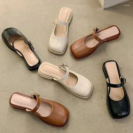 Gesloten stijl goed sandalen meisjes Korean bruine handgemaakte teen slippers kleine maat 33 casual flats slip-on schoenen vrouwen glijbanen muilezels 93