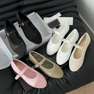 Topkwaliteit Round-teen Mary Jane Flat Ballet Flat Shoes Riem Lederen Loafers Dames Lederen Outzool Luxe Designer Jurk Schoenen Zwart Wit met doos