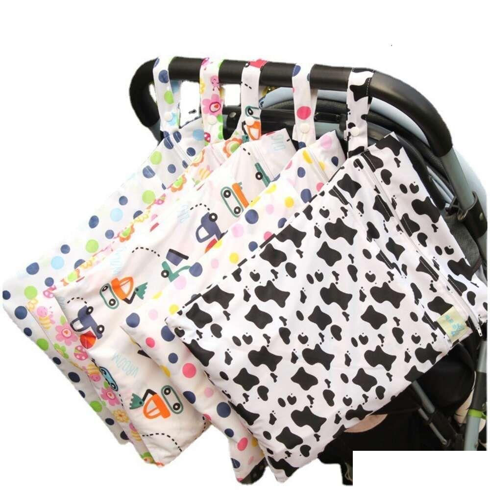 Cloth Diapers Lau Plays With Maternal And Child Products Washable Baby Stroller Storage Hanging Waterproof Bag Going Out Diaper Drop Dhokv