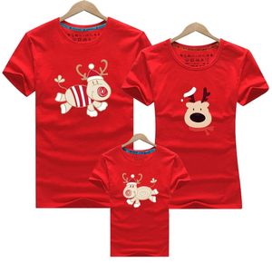 Vêtements De Noël Cerf Enfant T-shirts Maman et Moi Vêtements Mère Fille Père Bébé Famille Tenues Assorties 210417