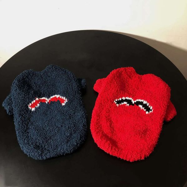 Vêtements Design chien hiver et automne lettre animal chat peluche rouge tricot pull Teddy Schnauzer veste