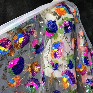 Tissu d'habillement LASUI 2023 Couleur brillante Transparent Sequin Cluster Flower Robe en maille brillante Designer personnalisé haut de gamme X0750