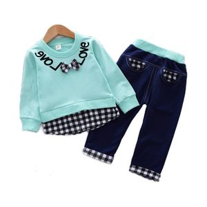 Ensembles de vêtements 1 4 ans bébé filles printemps enfants faux deux pièces coton à manches longues haut pantalon 2 pièces costume pour fille enfants vêtements 221118