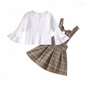 Kledingsets 1-6 jaar peuter Kids Baby Girl Flar La Vaded Long Sleeve White T-Shirt Tops Plaid Bow Suspender Rok 2 stks Princess Girls Set