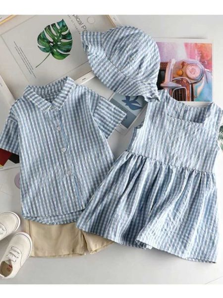 Ensembles de vêtements 1 à 8 ans et sœurs pour enfants Summer Baby Garçons Plaine Coute Shirt + Couchés à manches courtes Baby Girls Robe D240514