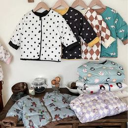 Conjuntos de ropa 2 7 años Bebé Chaqueta de pato de doble cara Ropa de invierno para niños Outwear Abrigo cálido a prueba de frío Interior Medio Interior 231207