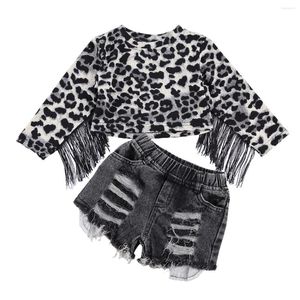 Kledingsets 2 pc's baby casual outfits babymeisje franjes lange mouw ronde nek luipaard print bovenaan zakken gescheurde denim shorts