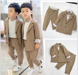 Kledingsets 2018 2pcs Kids Brown Wedding Boy/Girls Blazer Pak Brand Flower Boys Formele Tuxedos Fashion School Pak Kids Spring Clothing Set W0222