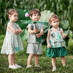 Kledingsets 2022 Baby Zomerkleding Broeder en zus Matching Outfits Toddler Boys Girl Topbottom Set Girls Jurken Kinderkledingpak W230210