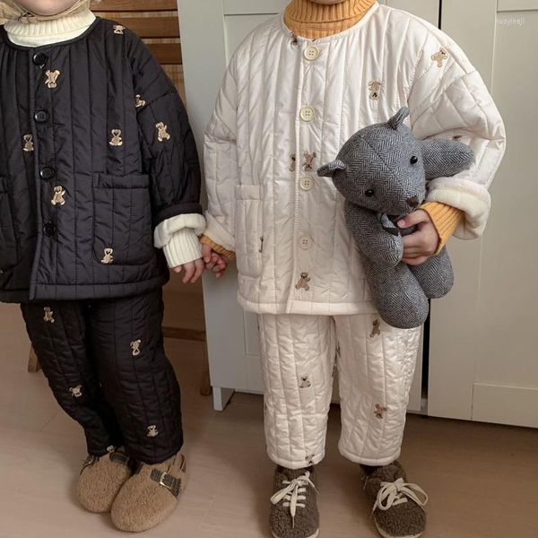 Ensembles de vêtements 2022 hiver enfants vêtements de maison garçons vêtements rembourrés en coton dessin animé broderie filles intérieur polaire chaud 2 pièces tenues