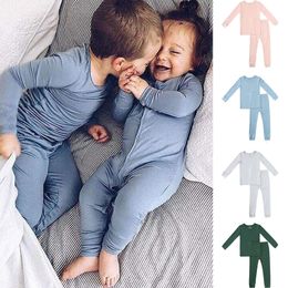 Conjuntos de ropa 2023 Llegadas de fibra de bambú para niños pequeños, pijamas para niños, traje para niñas, top de manga larga sólido, pantalones, ropa de dormir para niños 230907