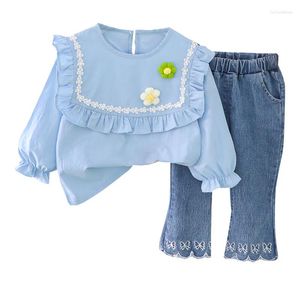 Kledingsets 2023 Autumn Kids For Baby Girls Lace Floral Tops Bow jeans peuter babykleding outfits kinderen sportkleding