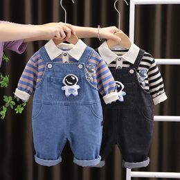 Kledingsets 2023 Fashion Spring Autumn Boys and Girls Pak 2pcs Stripe Shirt Romper Children CloS Astronaut Decoratie 1 4 jaar 230322