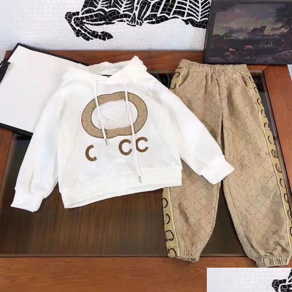 Conjuntos de ropa 2023 G Conjuntos para niños Bebé vende nueva ropa de otoño Ropa de moda Conjunto Niño Niño Niña Patrón Casual Tops Niño Suelto Tro DHdjl