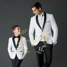 Kledingsets 2023 Nieuwe jongenspakken voor bruiloften Kinderen passen bij nieuw zwart/wit kind Wedding Prom Suits Blazers For Boys Tuxedo Kids Cleren Boys W0222