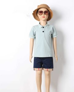 Kledingsets 2023 Zomer 2 -delige outfit Baby Boy Set Kleding Casual Fashion Cool Cute Cotton T -shirtshorts Boutique Kinderkleding W230210