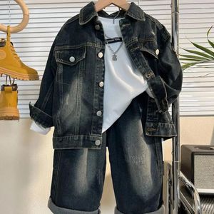 Ensembles de vêtements 2023 Adolescents Printemps Automne Deux pièces Denim Style de loisirs Veste Pantalon Costume pour garçons Enfants Mode Manteau Jeans Vêtements 4-12 ans