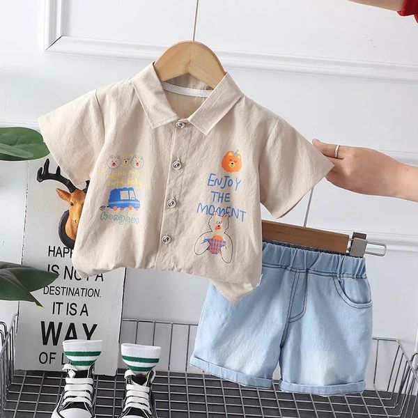 Sets de ropa 2024 BOUTique Baby Boy Summer Ropa para niños Niños de 2 a 3 años Moda Cartoon estampado de camisas de manga corta y pantalones pantalones cortos