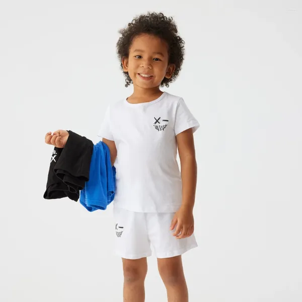 Ensembles de vêtements 2024 Tenues décontractées pour enfants Boys Sourirent Imprimé Coton T-T-T-T-short Vêtements Cool Soccer Kids 1-7t Summer