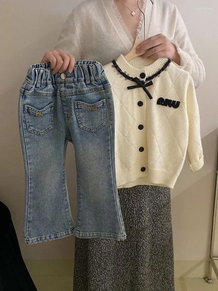 Sets de ropa 2024 Girls Primavera Otoño Autumno Dos piezas Diamond Bead Cardigan Sweater Jeans sueltos de moda suave al aire libre