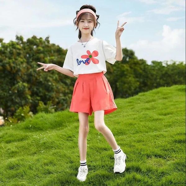 Conjuntos de ropa 2024 Girls Summer Fashion 2 6 6 8 9 10 11 Camisetas y pantalones de dos piezas de la versión coreana de 12 años