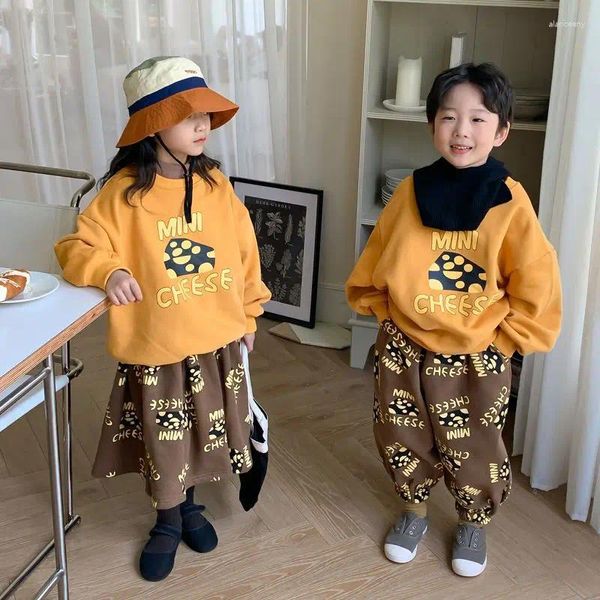 Conjuntos de ropa 2024 Coreano Primavera Otoño Niños Hermano Look Ropa Conjunto Impreso Dibujos Animados Queso Camisas Traje Suelto Pantalones Elásticos Falda