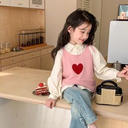 Ensembles de vêtements 2024 Spring Children Girl 3pcs Vêtements Ensemble Coton Shirts solides Love Love Trithed Vest Denim Stretch Pantal