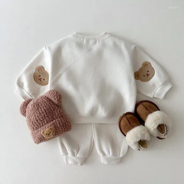 Ensembles de vêtements 2024 Enfants de printemps à manches longues Vêtements Baby Boy Girl Girl mignon Sweatshirt Bear Pantal