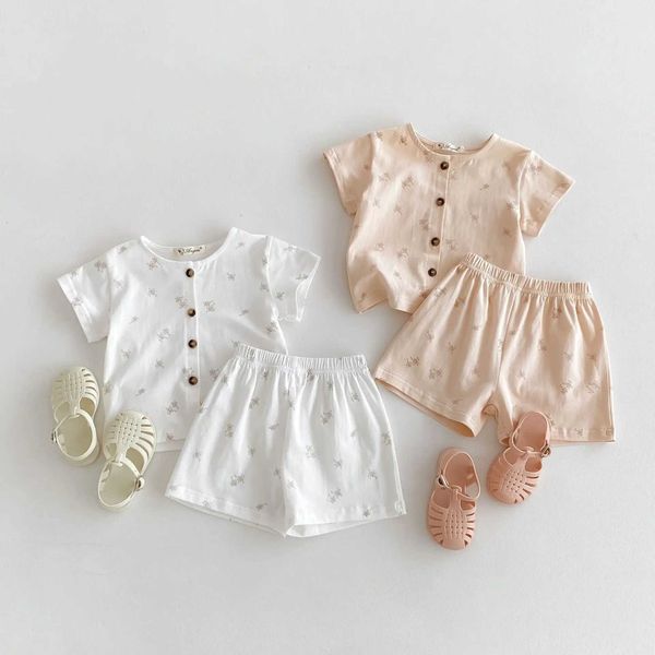 Ensembles de vêtements 2024 Nouveau bébé à manches courtes Bénérations Vêtements Kids Girls Cotton Tops + Shorts 2PCS PAJAMAS SUIT