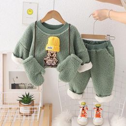 Conjuntos de ropa 2024 Niño Bebé Ropa de niño Dibujos animados Otoño Invierno Traje de manga larga Oso Sudadera Franela Jogger Pantalones Nacido Set 3pcs