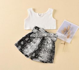 Ensembles de vêtements 27Y enfants fille ensemble gilet sans manches haut court imprimé short deux pièces costume enfant en bas âge infantile enfants vêtements tenues Summ2754204