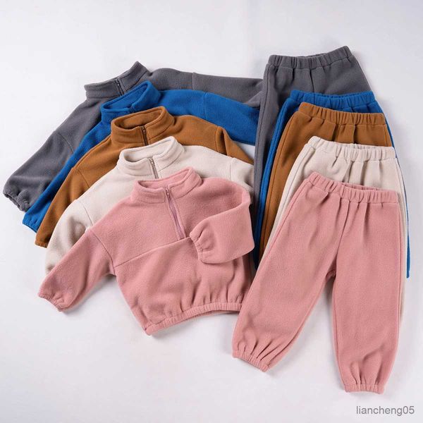 Ensembles de vêtements 2pcs nouveaux ensembles de vêtements pour tout-petits 0 à 4 ans d'enfants chauds tops tops pantalons