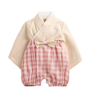 Kleding Sets 2 Stuks Retro Kimono Zomer Baby Jongens Meisje Kleding Tops Korte mouwen Badjas geboren Baby Kimono Unisex speelkleding Outfits 230607