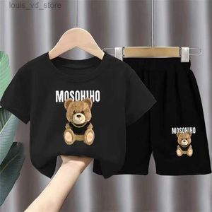 Ensembles de vêtements 2pcs Spring Summer Gir Clothing Set Casual Fashion T-shirt + short Set Kid Children Baby Gril Vêtements T240415