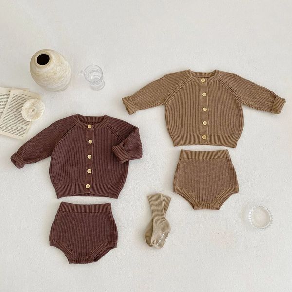 Ensembles de vêtements 3666C Baby Set Pull tricoté Costume Automne Coton Fil Pit Net Garçons Deux pièces Cardigan Manteau Pantalon à pain 231207