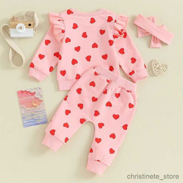 Conjuntos de ropa 3 piezas Ropa para niñas pequeñas para el día de San Valentín Conjuntos para bebés Sudadera con estampado de corazón de manga larga Pantalones Drstring Trajes con diadema R231215