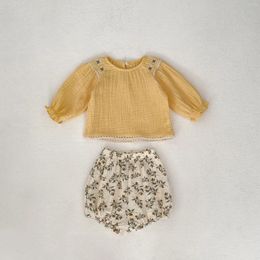 Ensembles de vêtements 8494 Ensemble bébé 2024 Coton de coton de printemps Pantalon à imprimé floral Pantalon décontracté à deux pièces